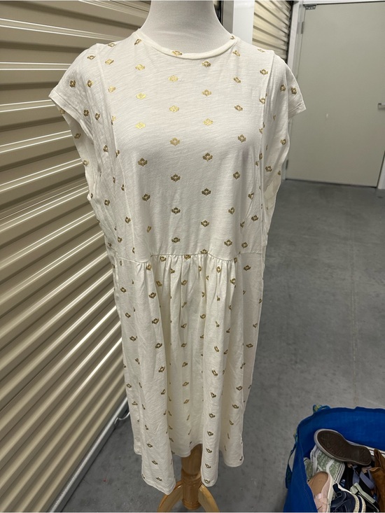 Boden Dresses & Skirts - Boden Cream Midi Dress with Gold Foil Accents